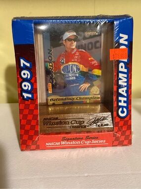 1997 Jeff Gordon NASCAR Winston Cup Series Champion Display